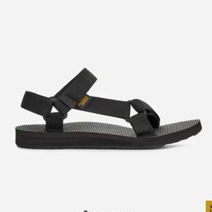 Teva black universal sandal